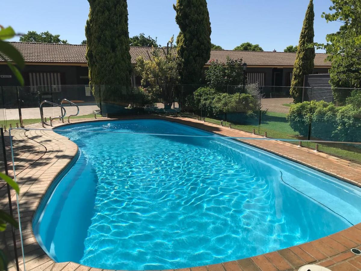 Country Apartments Dubbo Buitenkant foto